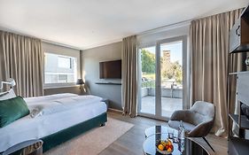 The R Suites Hasenberg